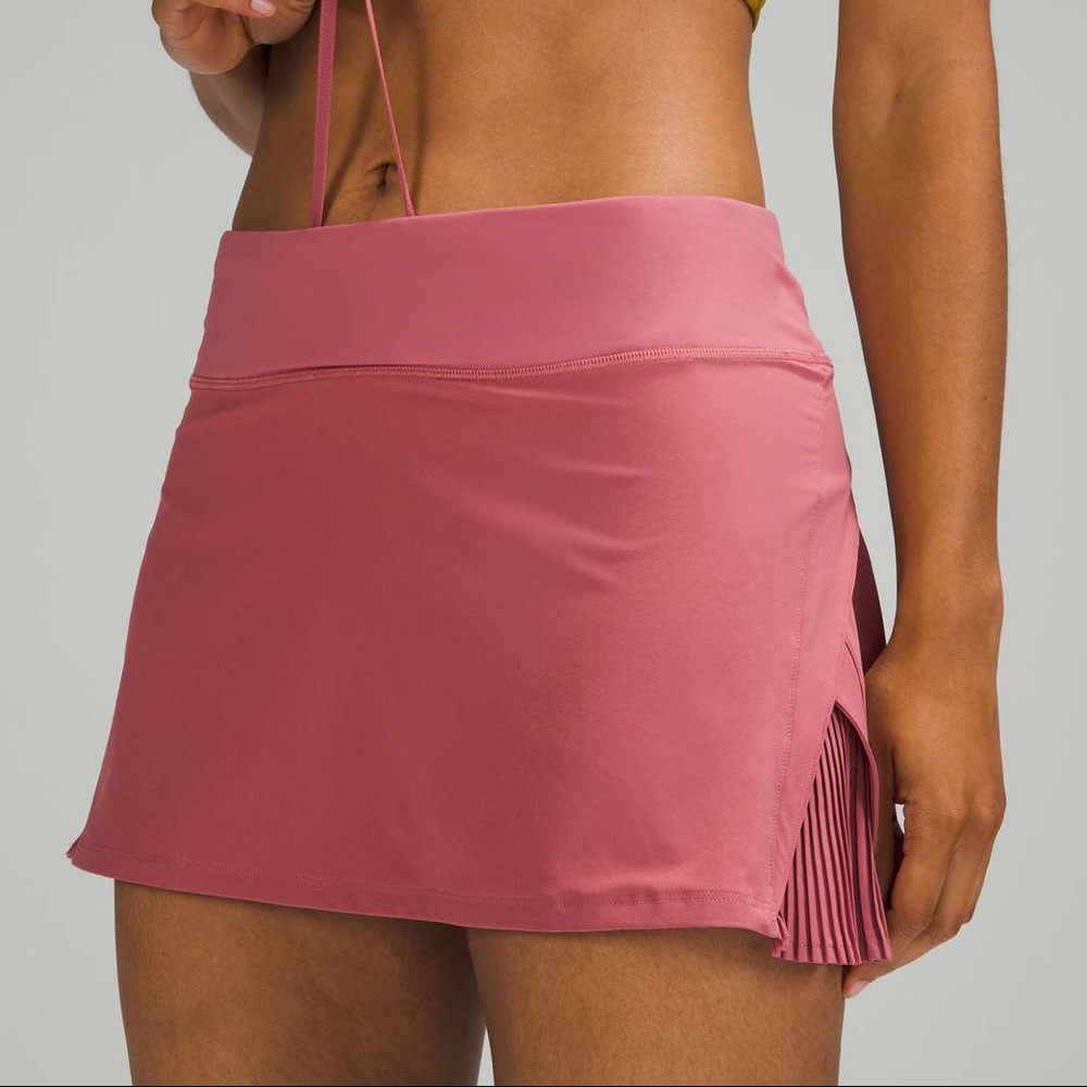 Lululemon Play Off The Pleats Skirt